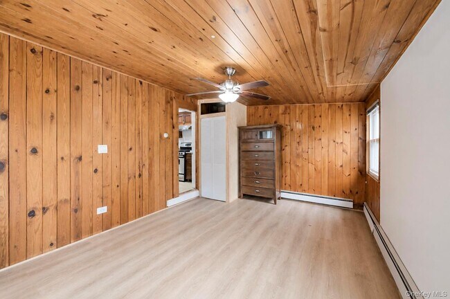 Building Photo - 261-11 83rd Ave