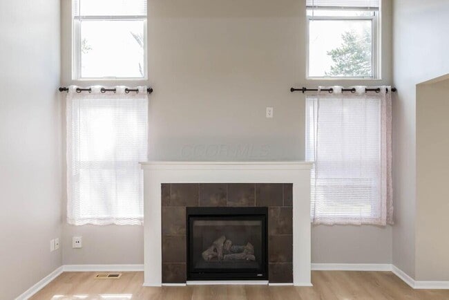 Building Photo - 2439 Sutter Pkwy