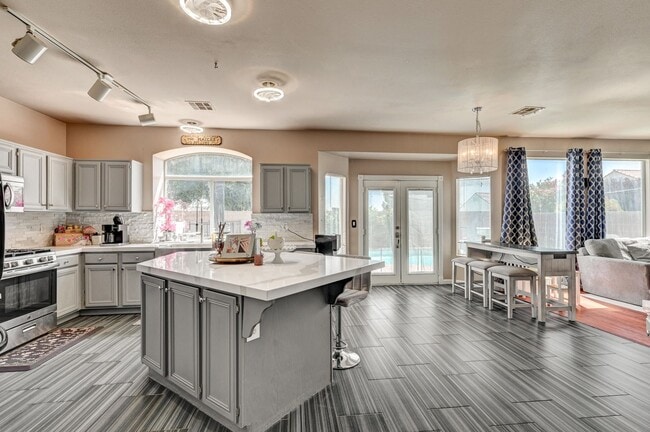 Building Photo - Stunning Fully Remodeled 5-Bedroom Home with Private Pool, Huge Loft, Solar & 3-Car Garage!