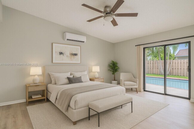 Building Photo - 16742 Royal Poinciana Dr