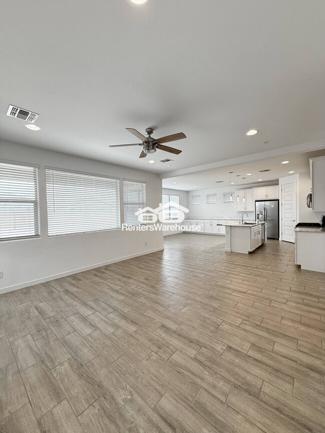 Building Photo - 4345 N 94th Dr