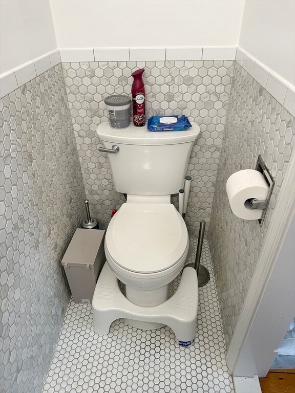 Building Photo - 39 Hall Pl