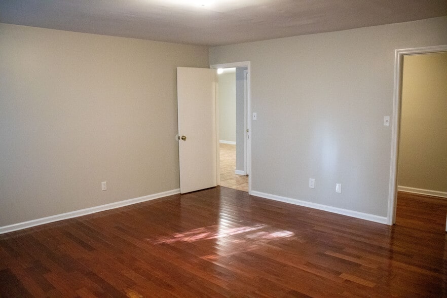 Bedroom - 1484 Cedar Heights Dr