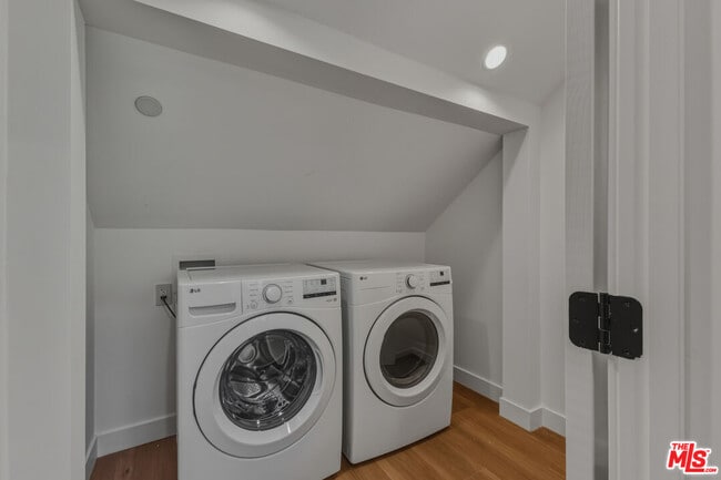 Building Photo - 14165 Erwin St