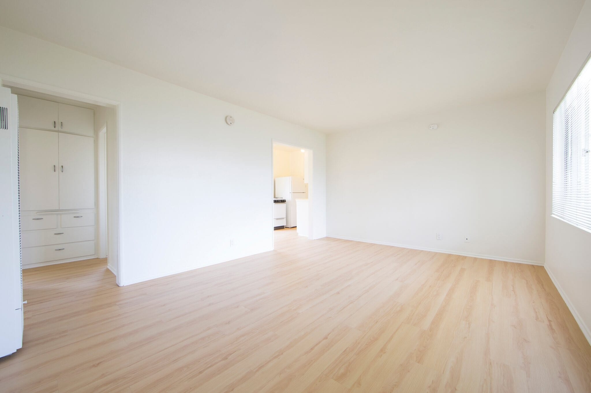 Building Photo - 667-669-669 Levering Ave