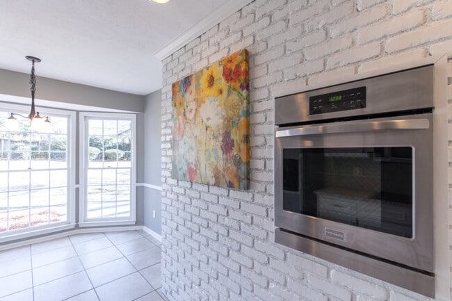 Building Photo - 4328 Castlewood Ct