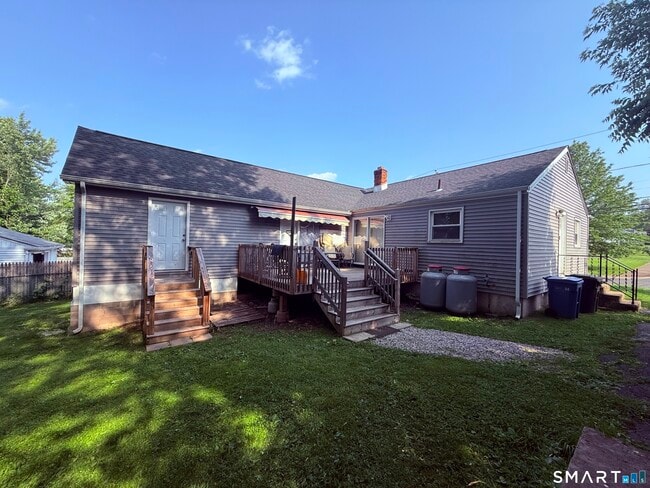 Building Photo - 44 Haddam St