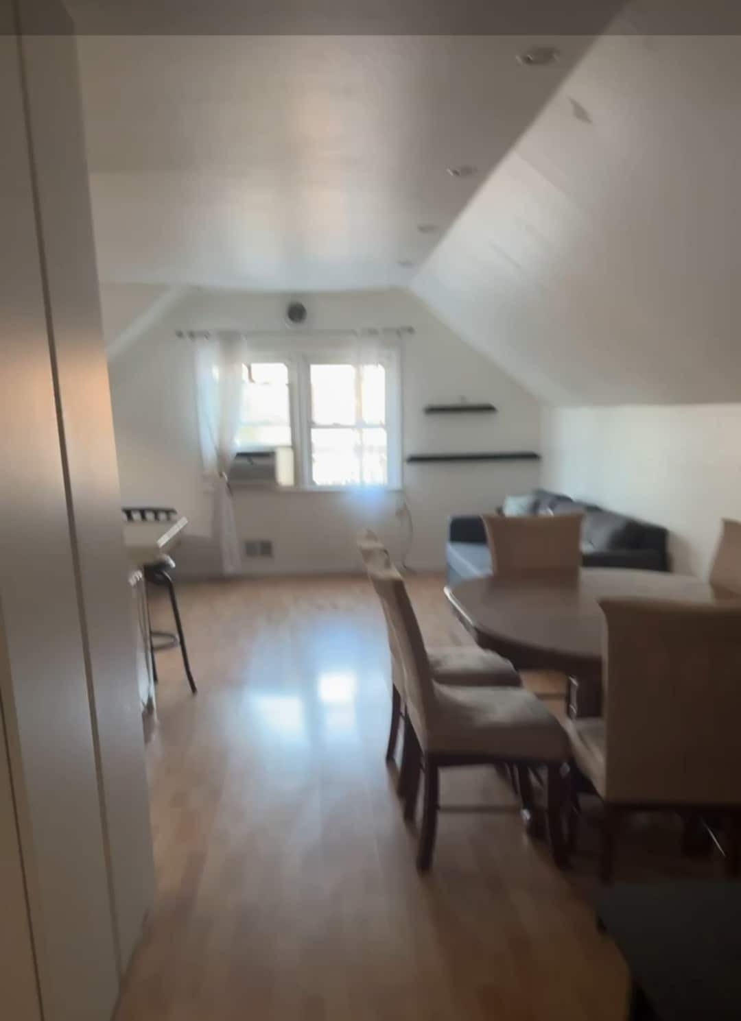 Building Photo - 67 Country Village Rd