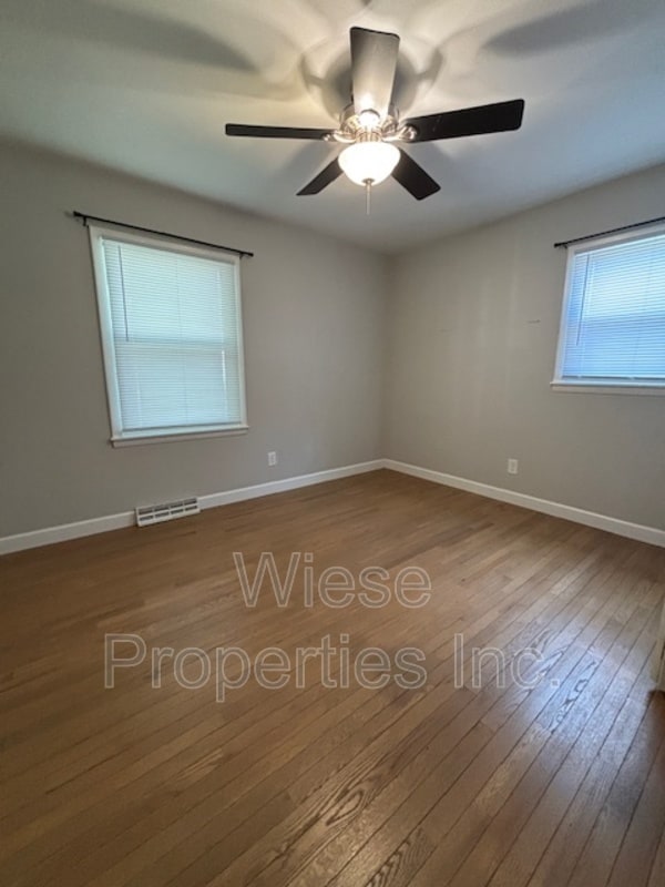 Building Photo - 28 Locksley Ln
