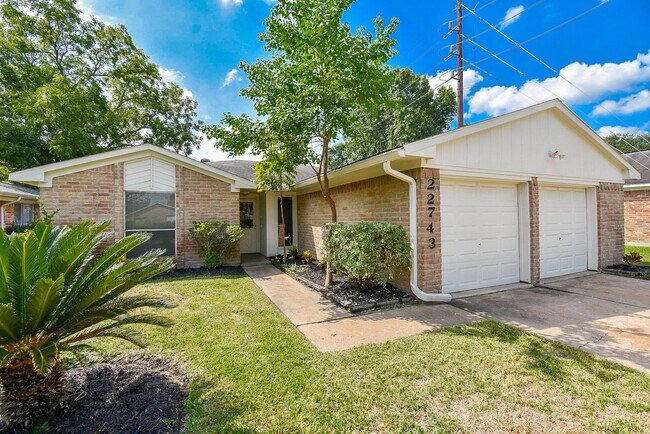 Primary Photo - 22743 Red River Dr
