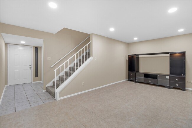 Building Photo - 14911 Wunderlich Dr