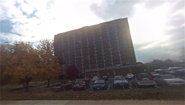 Building Photo - 130 Dr Martin Luther King Blvd