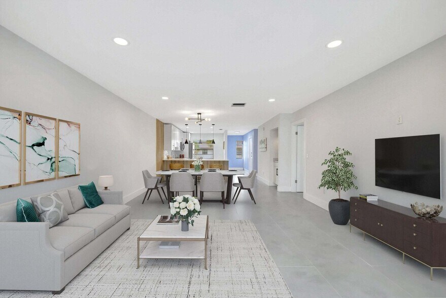 Building Photo - 7898 Eastlake Dr