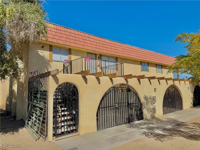 Primary Photo - 1720 Cordoba Ln