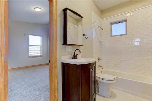 Building Photo - Caretaker Unit Available, Utilities Included, Mountain Views!