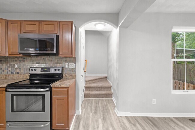 Building Photo - 3 Bed 3.5 Bath Home for Rent in Norfolk!