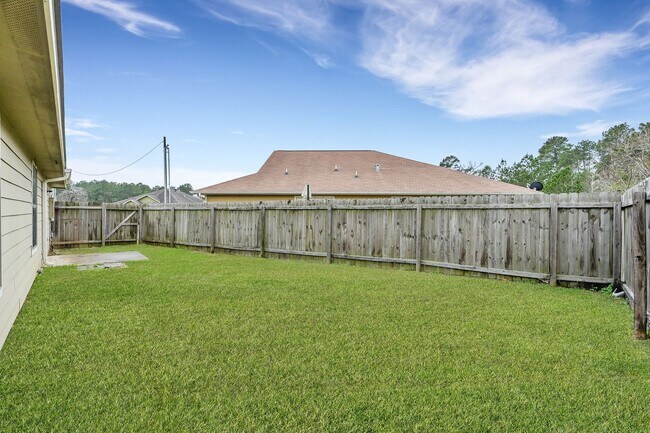 Building Photo - 170 S Bend Ct