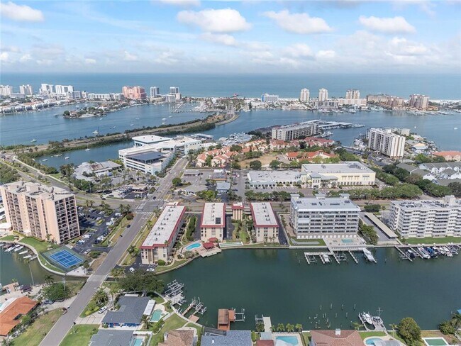 Building Photo - 105 Island Way