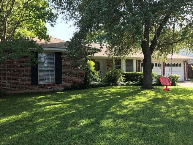 Building Photo - 1609 Springer Ln