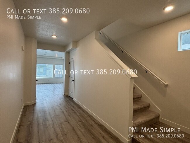Building Photo - Modern and Spacious Home In Lehi with 2 Ca...