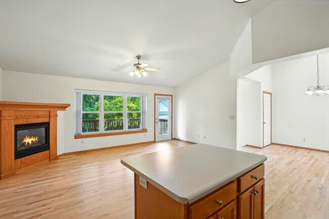 Building Photo - 20 Redtail Bend