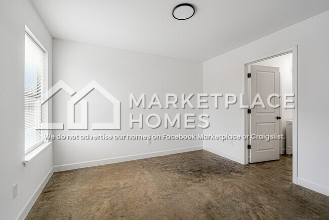 Building Photo - 1369 Chadwick Cir