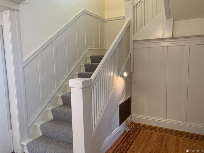 Building Photo - 238 8th Ave