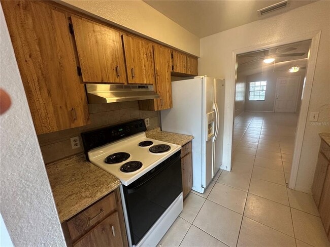 Building Photo - 968 Sunshine Way SW
