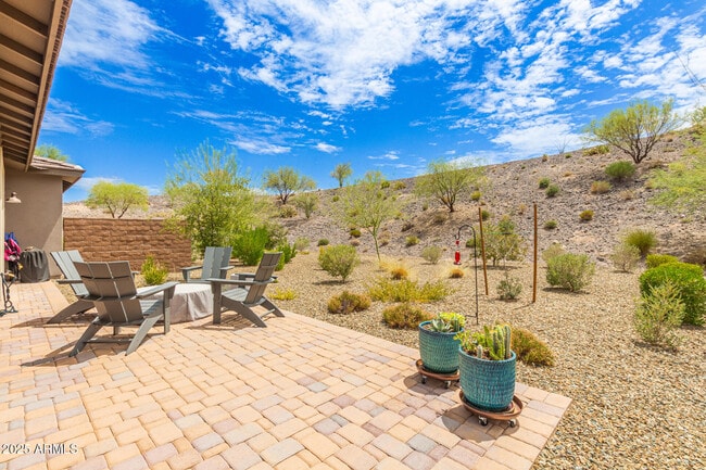 Building Photo - 3261 Maverick Dr