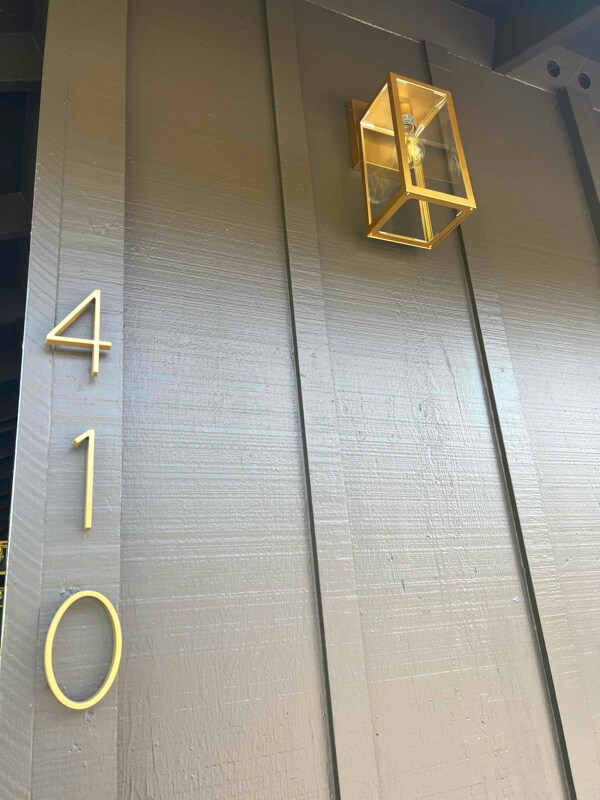 Building Photo - 410 Calle Del Monte