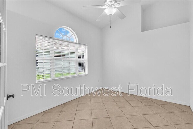 Building Photo - 6393 Rookery Cir