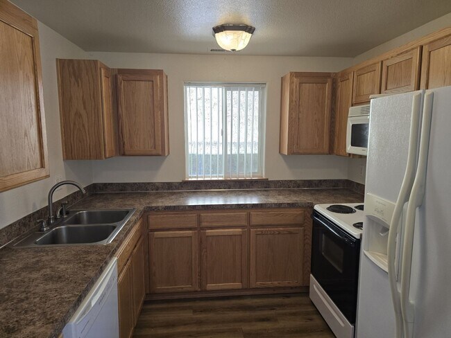 Building Photo - 514 Maylea Pl