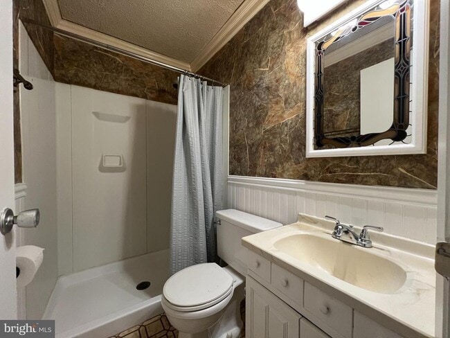 Building Photo - 5880 Whisper Way