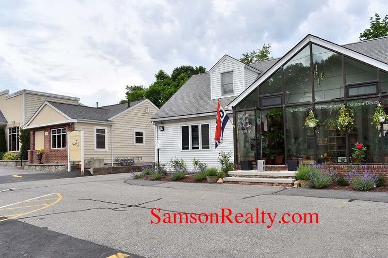 Building Photo - 842 Oaklawn Ave