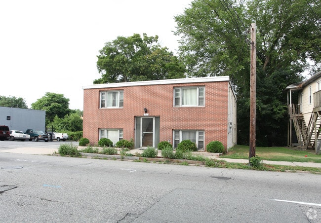Primary Photo - 177 Jefferson Ave