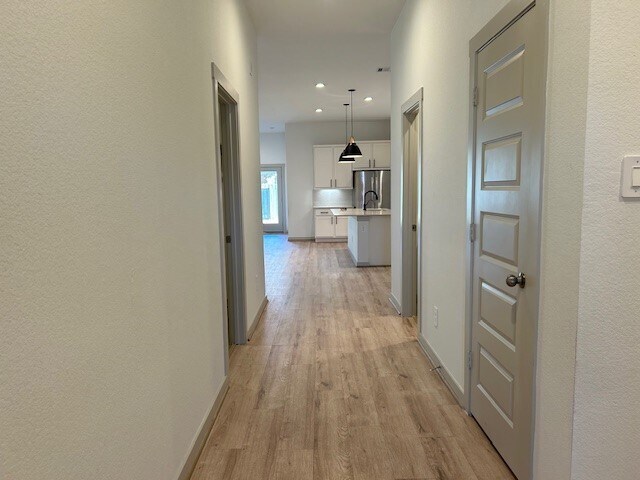 Building Photo - 518 Campbell Dr