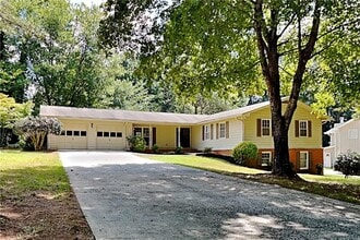 Building Photo - 751 Belmont Ridge