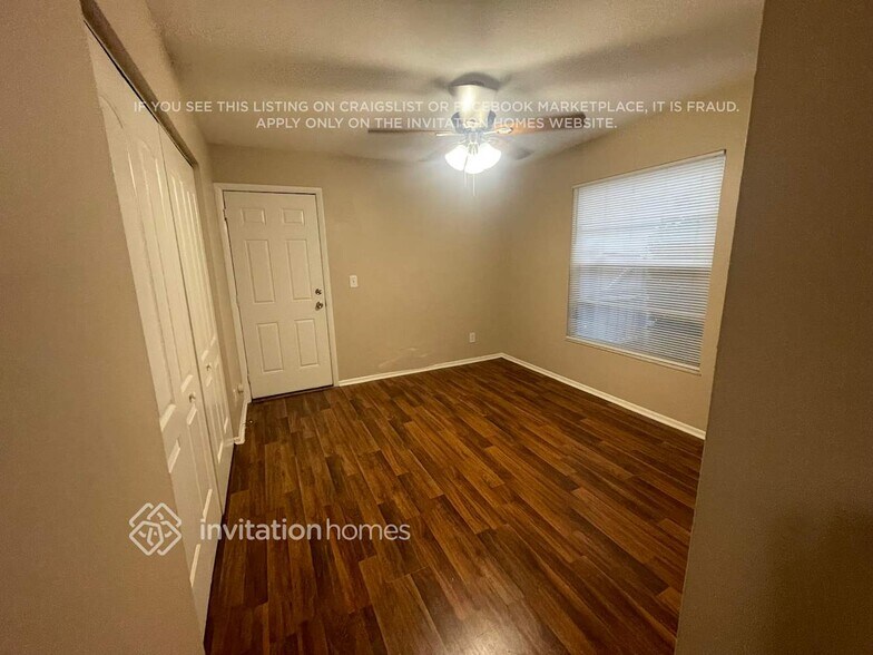 Building Photo - 15732 Treasure Island Ln