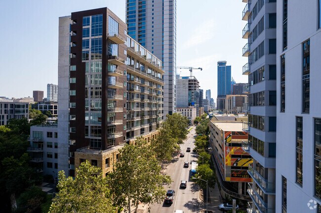 Aerial Photo - Austin City Lofts