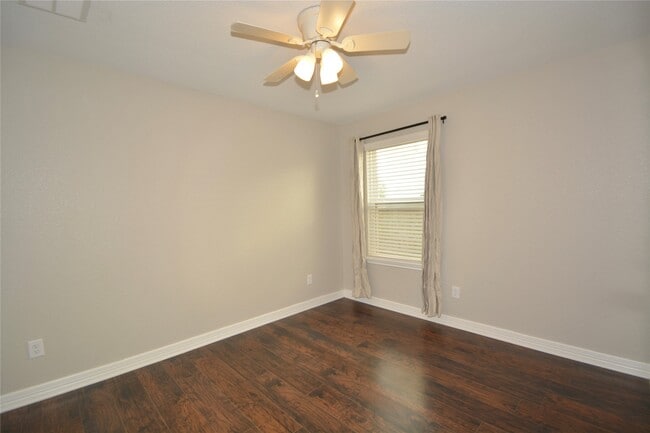 Building Photo - 26322 Stonedale View Dr