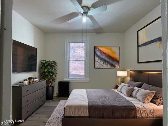 Building Photo - 115 Park Ave