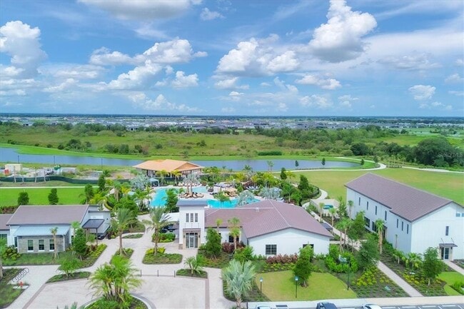 Building Photo - 3293 Hilltop Cir