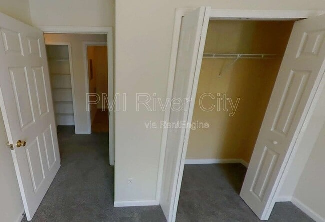 Building Photo - 175 Jardin De Mer Pl