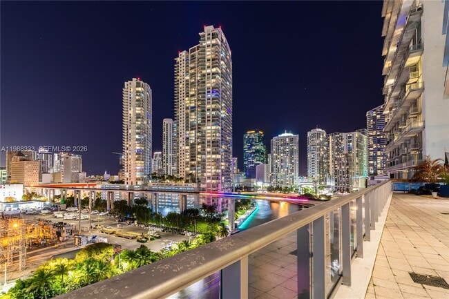 Building Photo - 185 SW 7th St