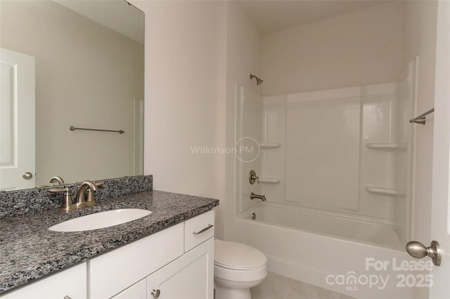 Building Photo - 2015 Saddlebred Dr