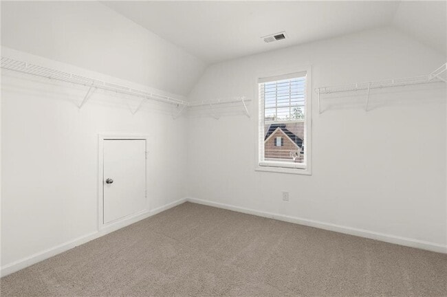 Building Photo - 265 Parc Dr