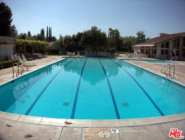 Building Photo - 1080 Finrod Ct