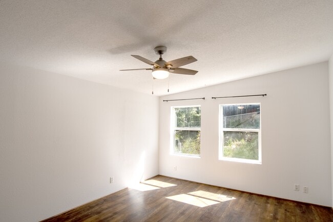 Building Photo - 2820 Toho Trail
