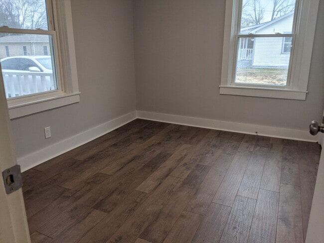Building Photo - Charming Renovated 2 Bedroom Home in Gallatin