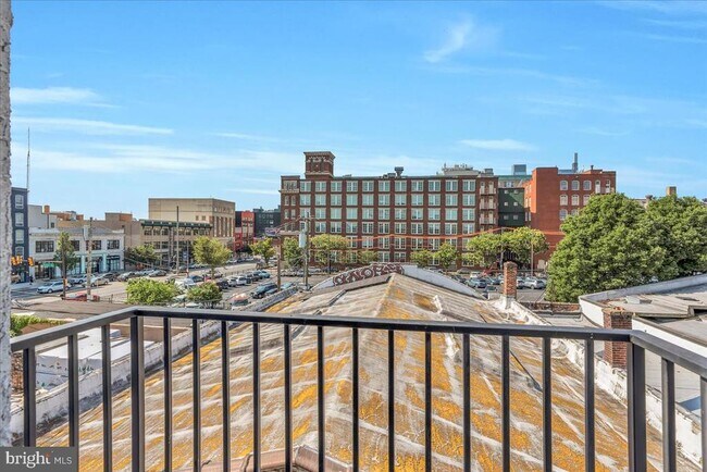 Building Photo - 1406 Fairmount Ave